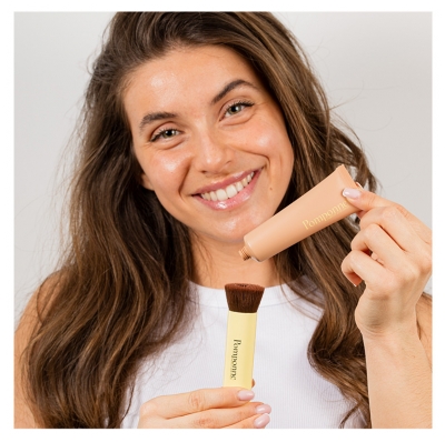 Pensula pentru Ten cu Scobitură Pomponne