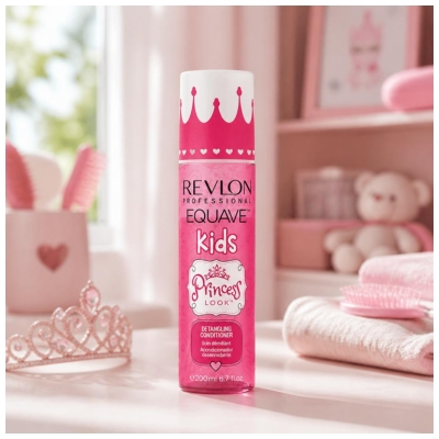 Revlon Professional Equave Kids Princess Look Tratamiento Desenredante Perfume de Fresa 200 ml