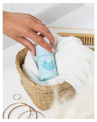 Deodorant de îngrijire Laino 24H Fără Parfum 60 g