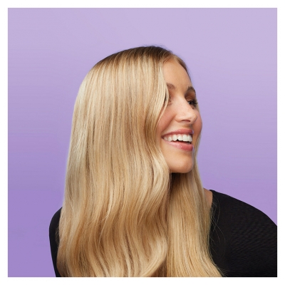 Olaplex Nro 4P Blonde Enhancer Keltaisuutta poistava shampoo 250 ml