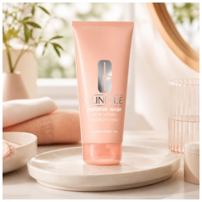 Clinique Moisture Surge Tělový hydratační krém pro všechny typy pleti 200 ml