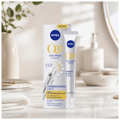 Nivea Q10 Serum za obraz proti gubam Expert za ciljno polnjenje gubic 2v1 15 ml