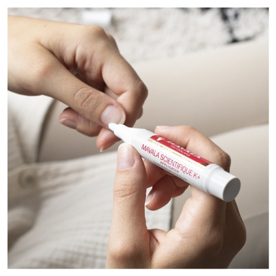 Mavala Aplicador de Endurecedor de Uñas K+ Scientific 4,5 ml