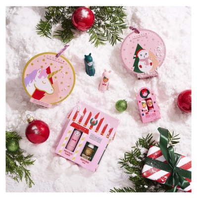 Set Inuwet Balsam de Buze 3,5 g + Lac de Unghii Parfumate pe Bază de Apă Papaya 5 ml