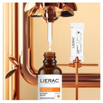 Lierac Siero Concentrato Puro di Vitamina C 30 ml + 14 Bustine 0,2 g + Diopti Fluido Correttore Occhiaie 15 ml Gratis