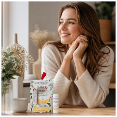 Alvadiem Set Balsam de Buze Hidratant 4 g + Cremă de Mâini Hidratantă 30 ml