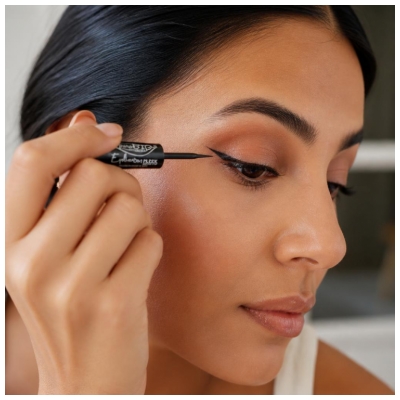 PuroBIO Cosmetics Eyeliner On Fleek Penselspids Økologisk 3,1 ml
