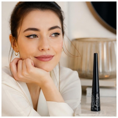 PuroBIO Cosmetics Eyeliner On Fleek Penselspids Økologisk 3,1 ml