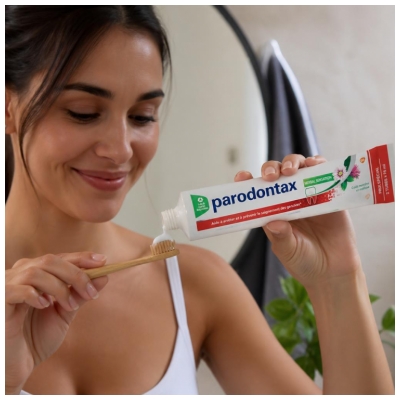 Parodontax Herbal Sensation Zobu pasta 2 x 75 ml iepakojums