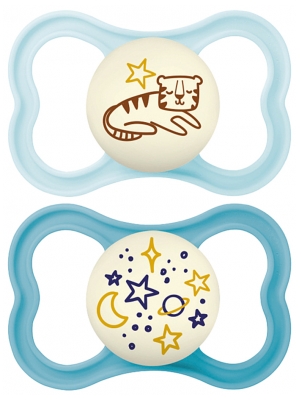 MAM 2 Soothers Supreme Night 18 Months and Over - Colour: Blue