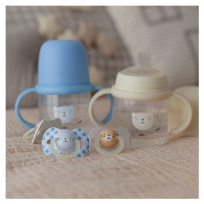 Suavinex Night & Day Buteliukas su rankenėlėmis Minkštas antgalis 150 ml 6 Mėn. ir vyresniems