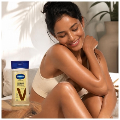 Vaseline Coconut Restore Kūno aliejus su kokosu 200 ml