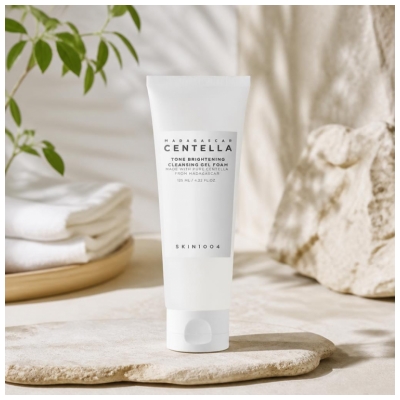 Gel de Curățare Spumant Skin1004 Madagascar Centella Tone Brightening 125 ml