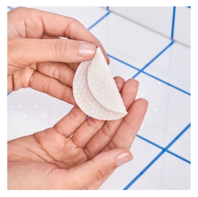 Iroha Nature Tonique Exfoliant Enzymes d'Ananas 10 Disques Pré-Imprégnés