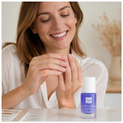 Eye Care Hoitokynsilakka Kovettava 8 ml