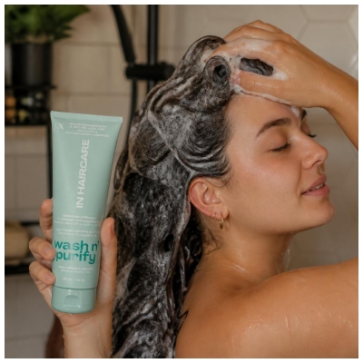 In Haircare Wash n' Purify Lugnande & Anti-mjällschampo 250 ml