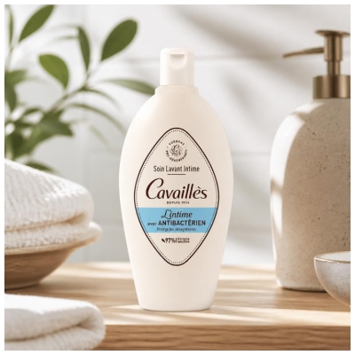 Rogé Cavaillès Antibakterielle Waschpflege Für den Intimbereich 100 ml