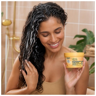 Garnier Fructis Hair Food Unt de Cacao Mască Nutriție pentru Bucle 320 ml