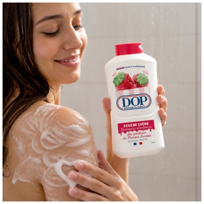 Dop Crema de Ducha Douceurs D'Enfance Fresas Dulces 310 ml