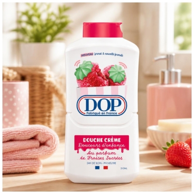 Dop Douceurs d'Enfance Douche Crème Fraises Sucrées 310 ml