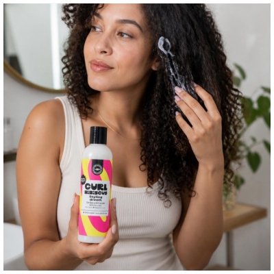 Stylingový krémový gel Curl Hibiscus od Shandrani Dream