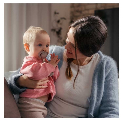 MAM 2 Soothers Original Tendance 18 Months and + - Colour: Pink and Raspberry