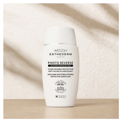 Institut Esthederm Photo Reverse Fluide Invisible Protecteur Anti-Taches Éclaircissant SPF50+ 40 ml
