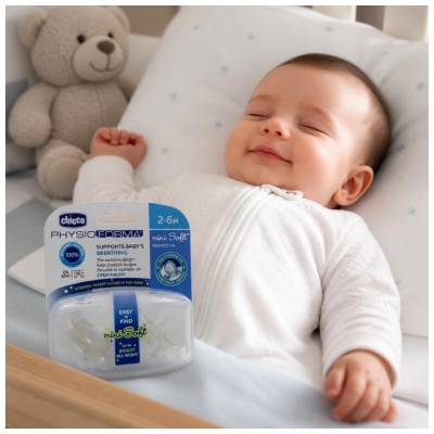 Chicco Physio Forma Mini Soft 2 Silicone Phosphorescent Soothers 2-6 Months