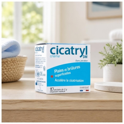 Cicatryl DM Cremă Cicatrizantă Răni și Zgârieturi 10 Plicuri Pierre Fabre Health Care