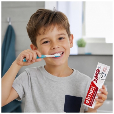 Elmex Junior Zubní pasta proti zubnímu kazu Professional 75 ml