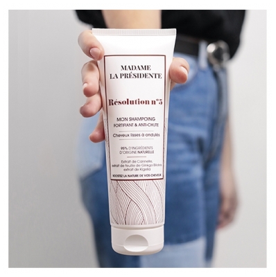 Madame la Présidente Shampooing Anti-chute Cheveux Lisses à Ondulés Résolution n°5 Madame La Présidente