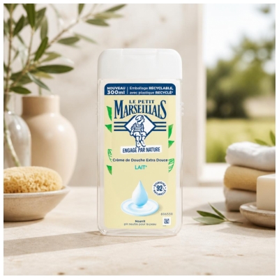 Le Petit Marseillais Extra Gentle Milk Shower Cream 250 ml