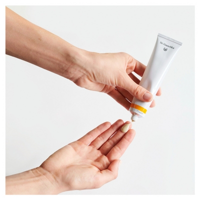Dr. Hauschka Rensende Mælkebalsam 75 ml
