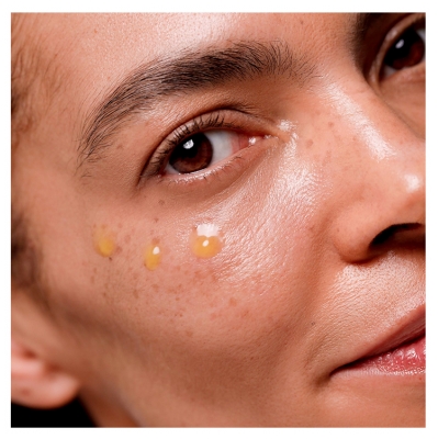 Dr. Hauschka Intensīvi atjaunojošs acu kontūras serums 15 ml
