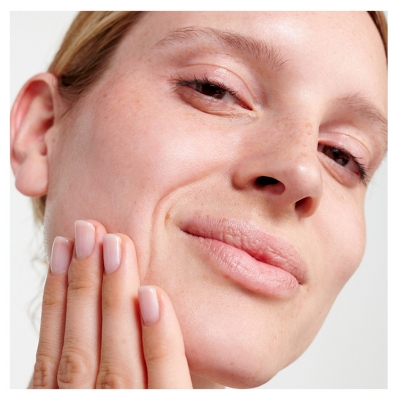 Dr. Hauschka Tonējošs dienas krēms 30 ml