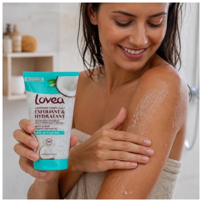 Lovea Bio Kokosriekstu Eļļas Eksfolējošais Ķermeņa Skrubis 150 ml