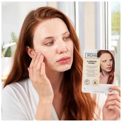 Iroha Nature Lysande och Återfuktande Mask 20 ml
