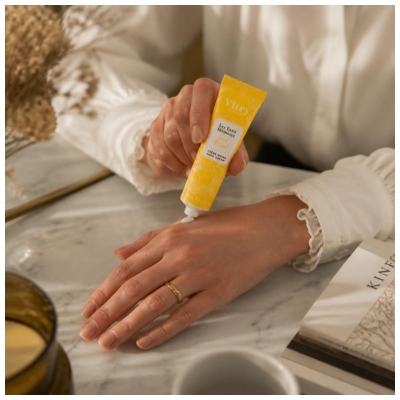 Vitry Les Eaux Mémoires Crema Mani Giallo Splendore 30 ml