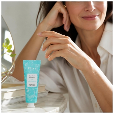 Vitry Les Eaux Mémoires Handcreme Seladongrün 30 ml