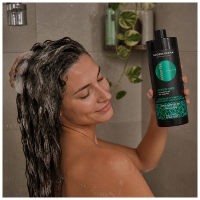 Șamponul Eugène Perma Essentiel Keratin Force 1000 ml