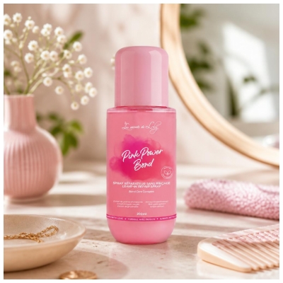 Les Secrets de Loly Pink Power Bond hiuksiin jätettävä korjaava suihke 200 ml
