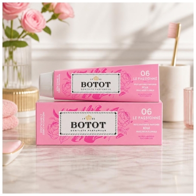 Botot Perfumowana Różana Pasta do Zębów Le Passionné 25 ml
