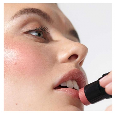 Dr. Hauschka Huuli- ja poskibalsamipuikko 6,1 g - Tint: 03 Ruusupuu