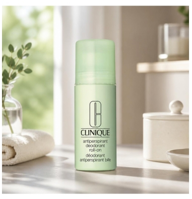 Clinique Desodorante Antitranspirante Bola 75 ml