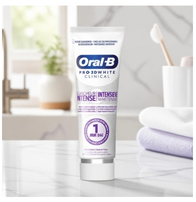 Zubní pasta Oral-B Pro 3D White Clinical Intense Whitening 75 ml