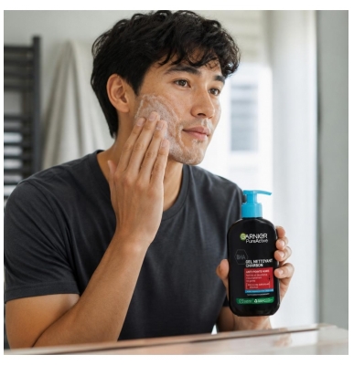 Garnier PureActive Hiili Kasvopesu Mustapäitä Vastaan 250 ml