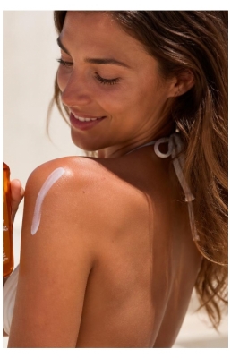 Garnier Ambre Solaire Ideal Bronze Skyddsspray-Mjölk SPF30 150 ml