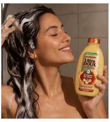 Garnier Ultra Delikatny Szampon Regenerujący Skarby Miodu do Włosów Delikatnych 400 ml