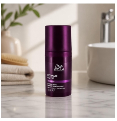 Wella Ultimate Color Glanz-Feuchtigkeits- und Schutzmaske 30 ml
