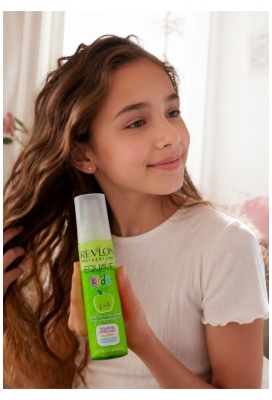 Revlon Professional Equave Kids Entwirrende Pflege Grüner Apfel-Duft 200 ml